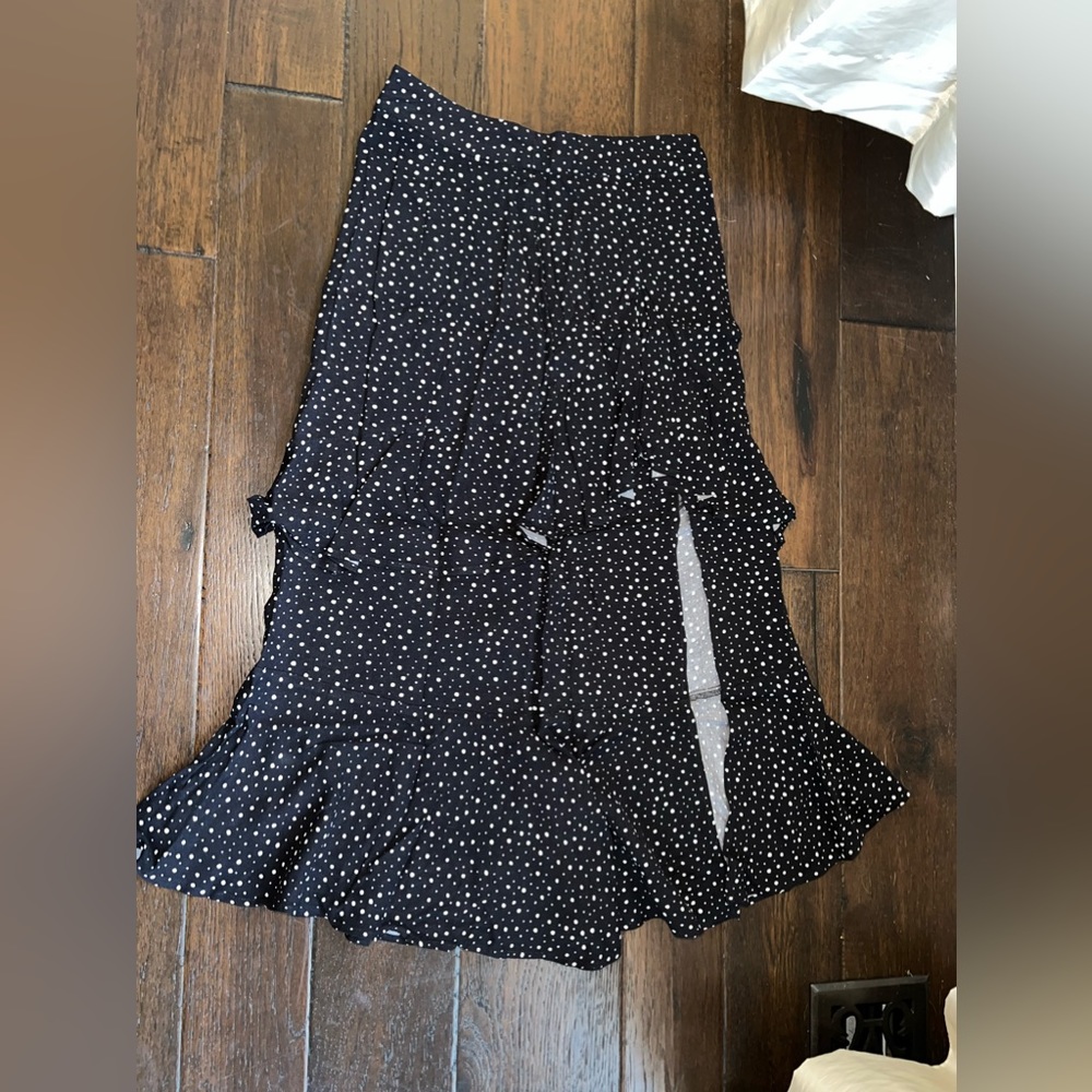 Socialite MIDI Skirt - Size xs